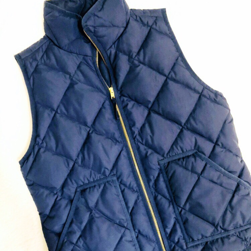 NWOT J Crew Navy Quilted Vest - Gold Zipper Detail